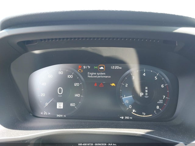 Продажа на аукционе авто 2022 Volvo Xc40 T5 R-design, vin: YV4162UM3N2742851, номер лота: 45816728