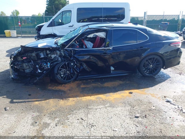 45816789 :رقم المزاد ، 4T1K61AK1NU016099 vin ، 2022 Toyota Camry Xse مزاد بيع