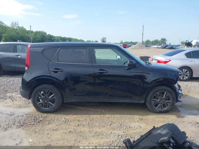 Продажа на аукционе авто 2021 Kia Soul Ex, vin: KNDJ33AU9M7781712, номер лота: 45816830