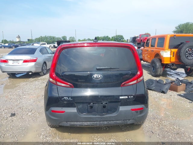 Продажа на аукционе авто 2021 Kia Soul Ex, vin: KNDJ33AU9M7781712, номер лота: 45816830