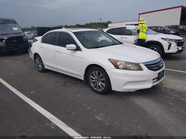 2011 Honda Accord 2.4 Ex-l მანქანა იყიდება აუქციონზე, vin: 1HGCP2F87BA013554, აუქციონის ნომერი: 45816852