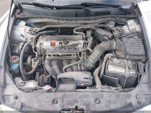 45816852 :رقم المزاد ، 1HGCP2F87BA013554 vin ، 2011 Honda Accord 2.4 Ex-l مزاد بيع