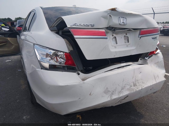 45816852 :رقم المزاد ، 1HGCP2F87BA013554 vin ، 2011 Honda Accord 2.4 Ex-l مزاد بيع