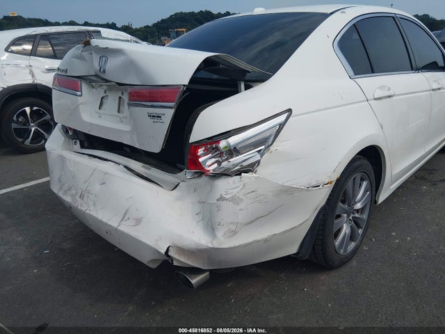 45816852 :رقم المزاد ، 1HGCP2F87BA013554 vin ، 2011 Honda Accord 2.4 Ex-l مزاد بيع