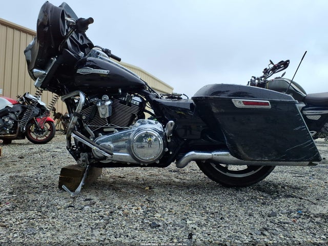Продаж на аукціоні авто 2023 Harley-davidson Flhx, vin: 1HD1KBC18PB652957, номер лоту: 45816892