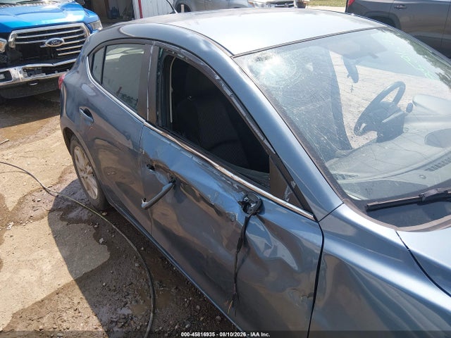 2015 Mazda Mazda3 I Touring მანქანა იყიდება აუქციონზე, vin: JM1BM1L74F1270914, აუქციონის ნომერი: 45816935