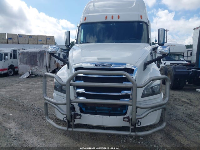 Freightliner New Cascadia 126 2021 1FUJHHDR3MLMK3964 Image 11
