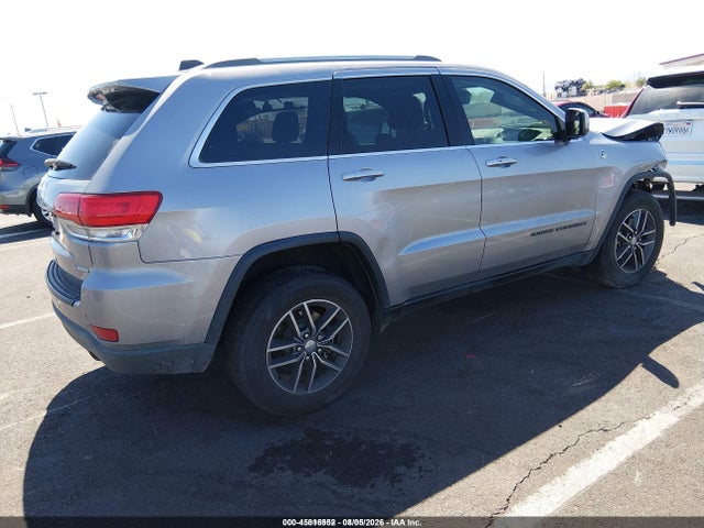 1C4RJFAG6JC401698 Jeep Grand Cherokee Laredo E 4x4