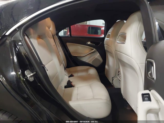 45816957 :رقم المزاد ، WDDSJ4GB5FN204069 vin ، 2015 Mercedes-benz Cla 250 4matic مزاد بيع