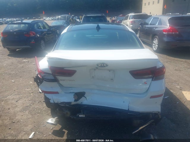 KIA Optima S 2019 5XXGT4L30KG290969 Image 16