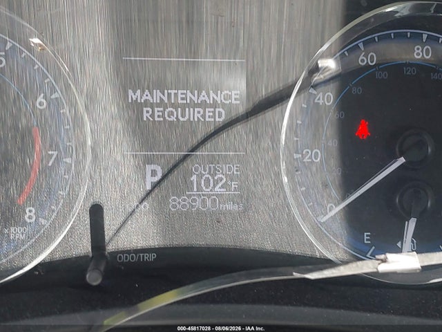 5YFBURHE8HP674223 Toyota COROLLA LE
