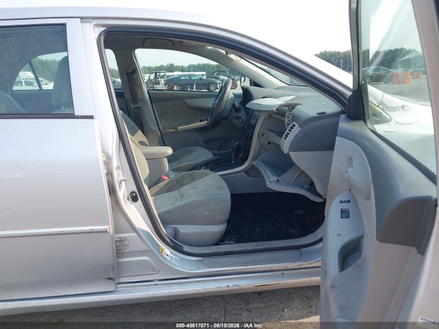 45817071 :رقم المزاد ، 1NXBU40E29Z052635 vin ، 2009 Toyota Corolla Le مزاد بيع