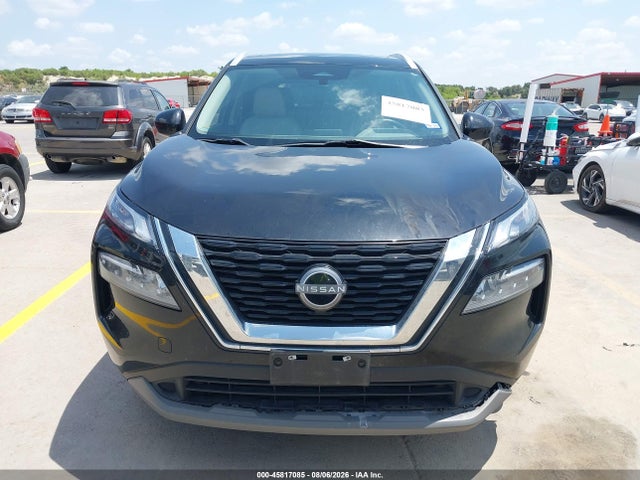 JN8BT3BA2PW419325 Nissan Rogue Sv Fwd