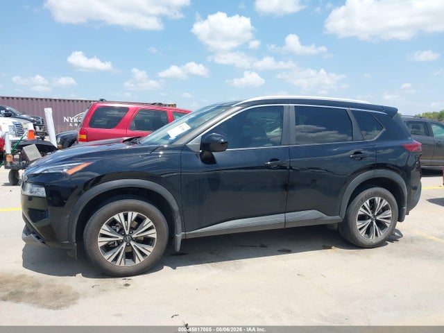 JN8BT3BA2PW419325 Nissan Rogue Sv Fwd