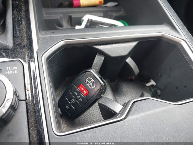 2025 Toyota Tundra Sr5 მანქანა იყიდება აუქციონზე, vin: 5TFLA5DBXSX239567, აუქციონის ნომერი: 45817122