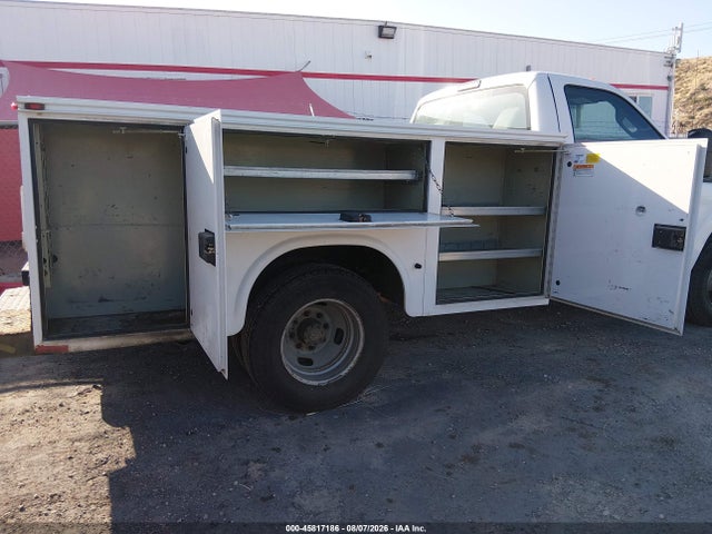 Ford F-350 Chassis Xl 2016 1FDRF3G62GEC86671 Image 8