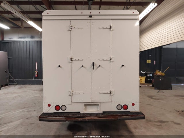1FC3E3KS2HDC62993 Ford E-350 Stripped
