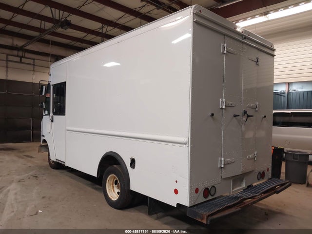 1FC3E3KS2HDC62993 Ford E-350 Stripped