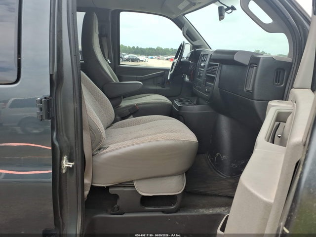 Продажа на аукционе авто 2017 Chevrolet Express 3500 Lt, vin: 1GAZGPFF3H1333489, номер лота: 45817199
