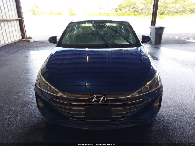 Продажа на аукционе авто 2020 Hyundai Elantra Se, vin: 5NPD74LFXLH612718, номер лота: 45817250