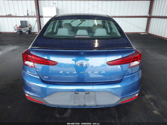 Продажа на аукционе авто 2020 Hyundai Elantra Se, vin: 5NPD74LFXLH612718, номер лота: 45817250