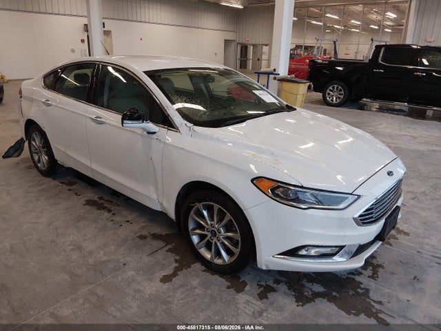 45817315 :رقم المزاد ، 3FA6P0HD8HR122958 vin ، 2017 Ford Fusion Se مزاد بيع