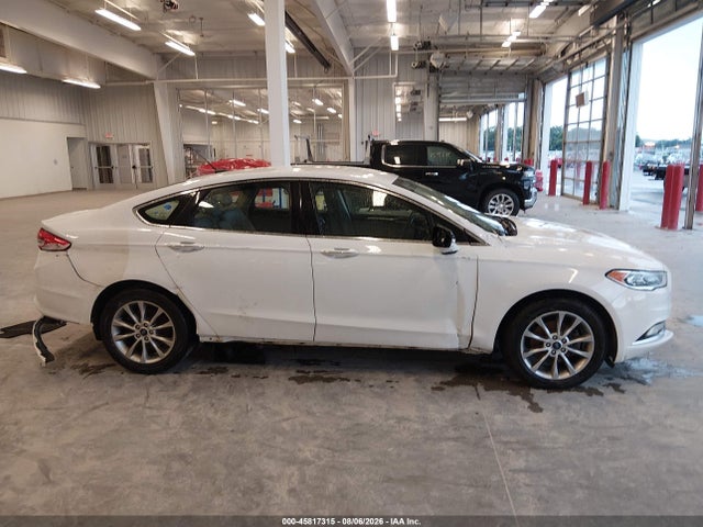 45817315 :رقم المزاد ، 3FA6P0HD8HR122958 vin ، 2017 Ford Fusion Se مزاد بيع
