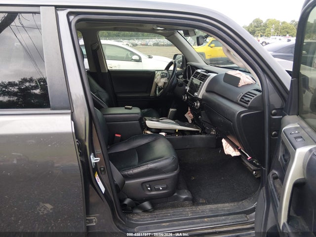 2013 Toyota 4runner Limited მანქანა იყიდება აუქციონზე, vin: JTEZU5JR5D5057353, აუქციონის ნომერი: 45817377