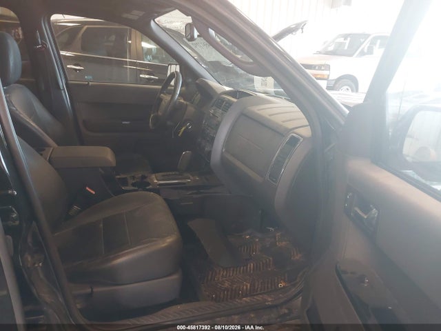 45817392 :رقم المزاد ، 1FMCU9EG1BKC32895 vin ، 2011 Ford Escape Limited مزاد بيع