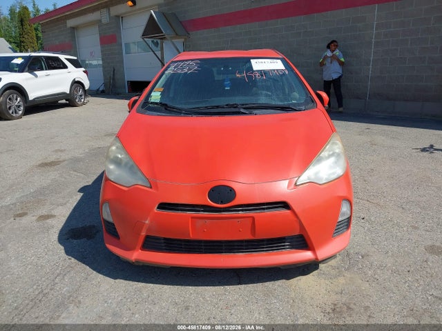 45817409 :رقم المزاد ، JTDKDTB34D1042418 vin ، 2013 Toyota Prius C Three مزاد بيع
