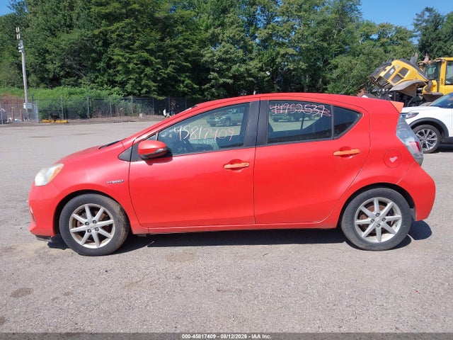 45817409 :رقم المزاد ، JTDKDTB34D1042418 vin ، 2013 Toyota Prius C Three مزاد بيع