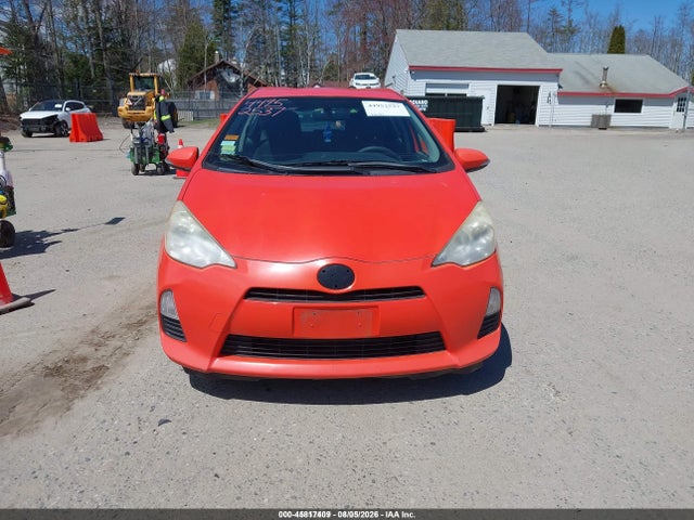 45817409 :رقم المزاد ، JTDKDTB34D1042418 vin ، 2013 Toyota Prius C Three مزاد بيع