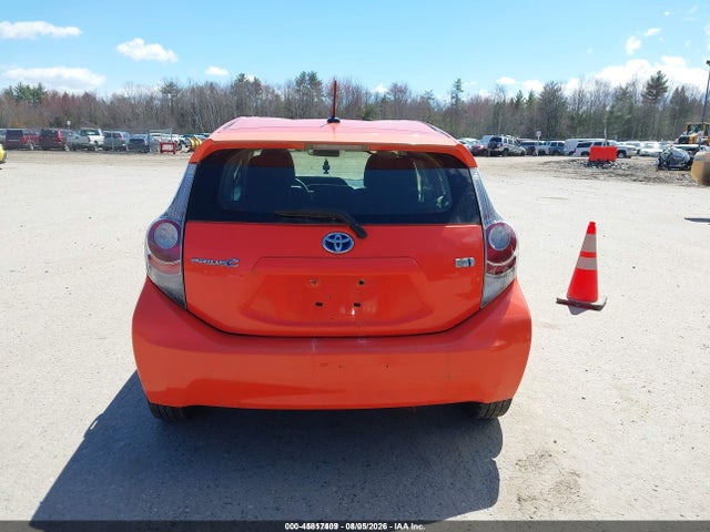 45817409 :رقم المزاد ، JTDKDTB34D1042418 vin ، 2013 Toyota Prius C Three مزاد بيع