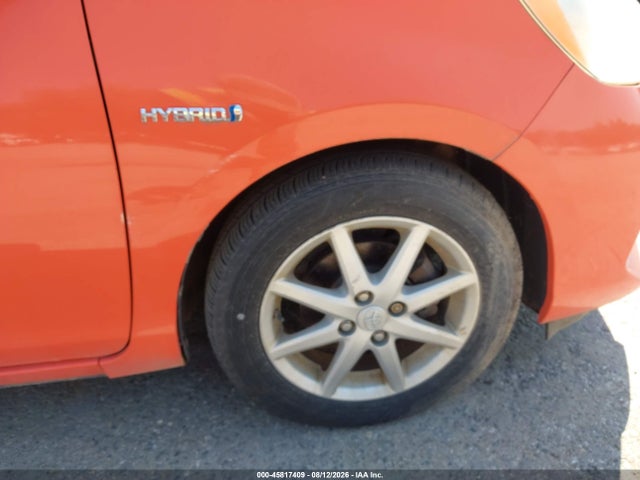 45817409 :رقم المزاد ، JTDKDTB34D1042418 vin ، 2013 Toyota Prius C Three مزاد بيع