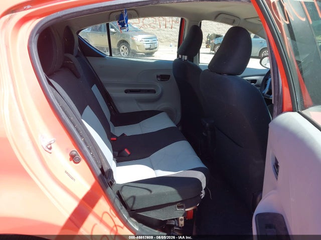 45817409 :رقم المزاد ، JTDKDTB34D1042418 vin ، 2013 Toyota Prius C Three مزاد بيع