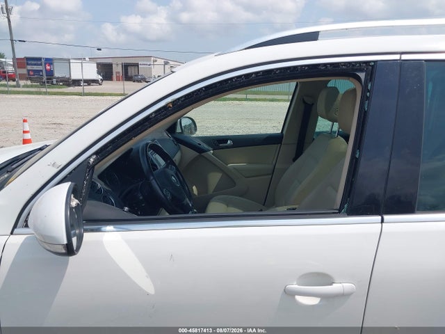 45817413 :رقم المزاد ، WVGBV3AX3DW090332 vin ، 2013 Volkswagen Tiguan Se مزاد بيع