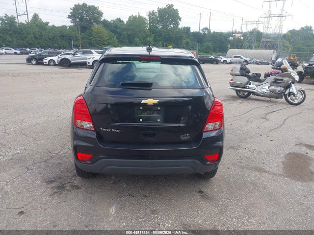 3GNCJNSB5KL345009 Chevrolet TRAX LS