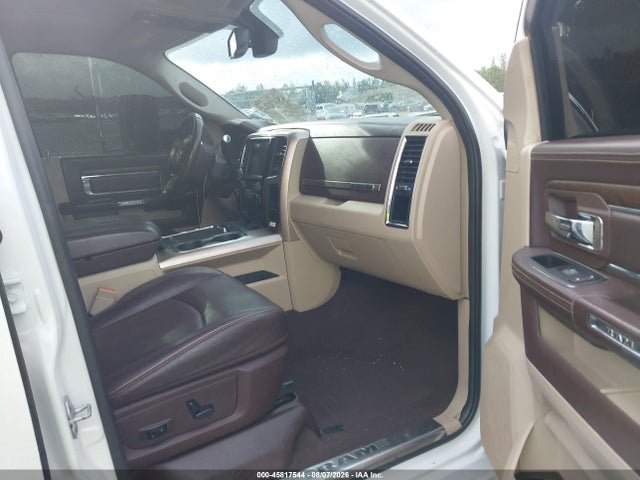 45817544 :رقم المزاد ، 3C63R3NL4HG776170 vin ، 2017 Ram 3500 Laramie Longhorn  4x4 6'4 Box مزاد بيع
