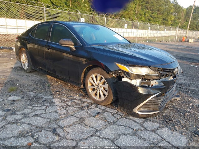 Продажа на аукционе авто 2021 Toyota Camry Le, vin: 4T1C11AK8MU557894, номер лота: 45817586