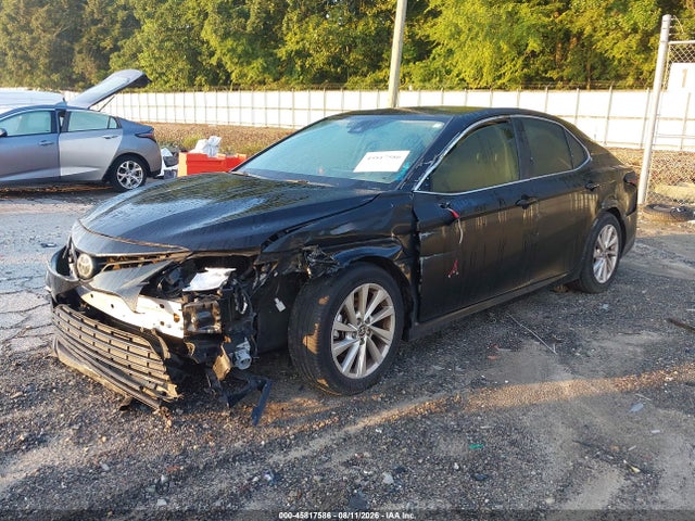 Продажа на аукционе авто 2021 Toyota Camry Le, vin: 4T1C11AK8MU557894, номер лота: 45817586