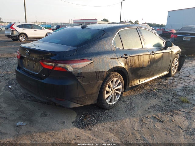 Продажа на аукционе авто 2021 Toyota Camry Le, vin: 4T1C11AK8MU557894, номер лота: 45817586