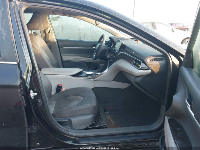 Продажа на аукционе авто 2021 Toyota Camry Le, vin: 4T1C11AK8MU557894, номер лота: 45817586