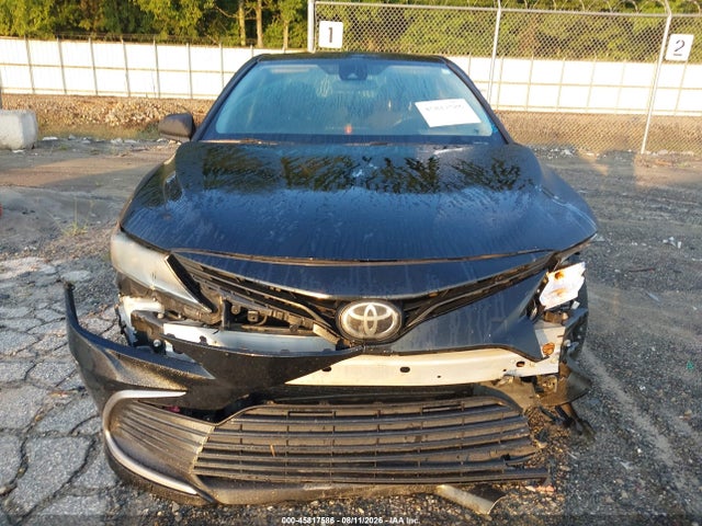 Продажа на аукционе авто 2021 Toyota Camry Le, vin: 4T1C11AK8MU557894, номер лота: 45817586