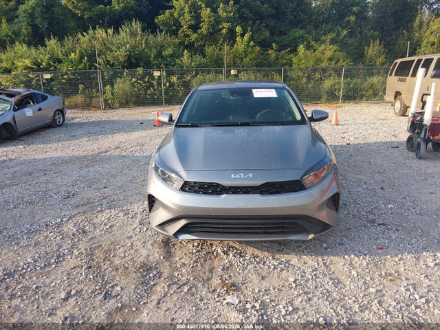 2023 Kia Forte Lxs მანქანა იყიდება აუქციონზე, vin: 3KPF24AD9PE682598, აუქციონის ნომერი: 45817610