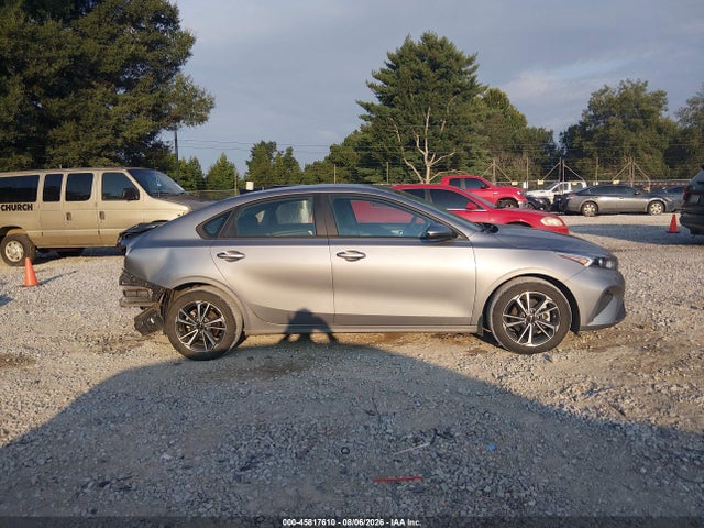 2023 Kia Forte Lxs მანქანა იყიდება აუქციონზე, vin: 3KPF24AD9PE682598, აუქციონის ნომერი: 45817610