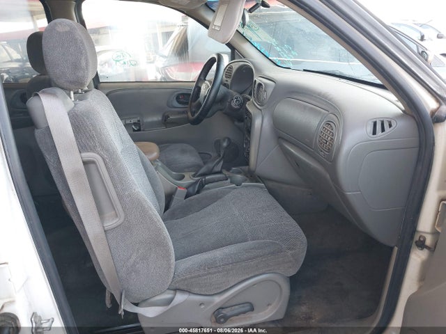 45817651 :رقم المزاد ، 1GNDT13S742441895 vin ، 2004 Chevrolet Trailblazer Ls مزاد بيع