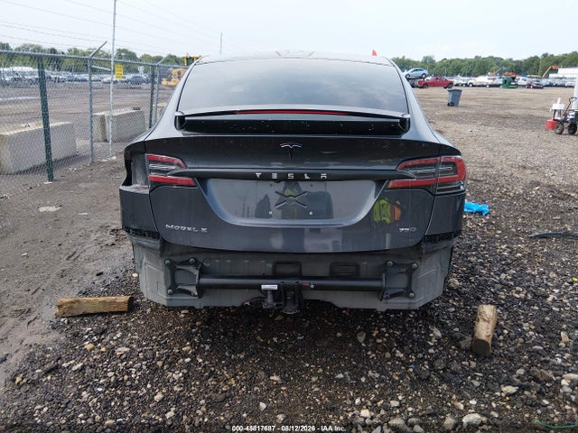 Продаж на аукціоні авто 2016 Tesla Model X 60d/70d/75d/90d/p100d, vin: 5YJXCBE29GF014373, номер лоту: 45817687