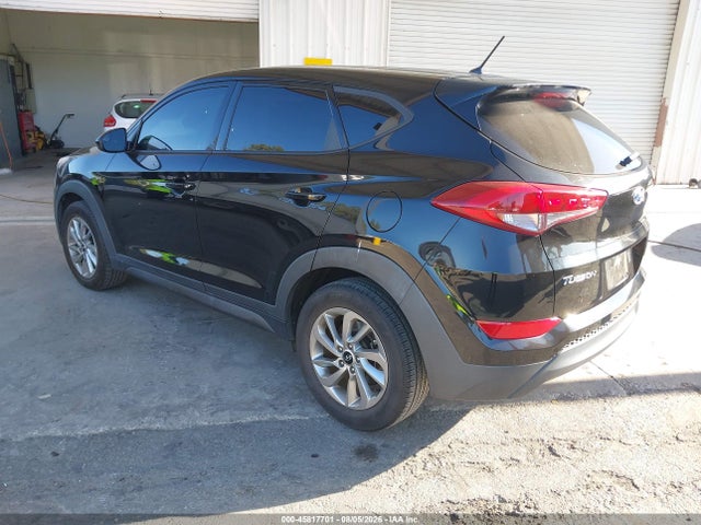 Hyundai TUCSON SE 2018 KM8J23A4XJU698575 Image 3