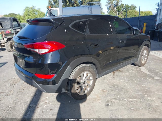 Hyundai TUCSON SE 2018 KM8J23A4XJU698575 Image 4