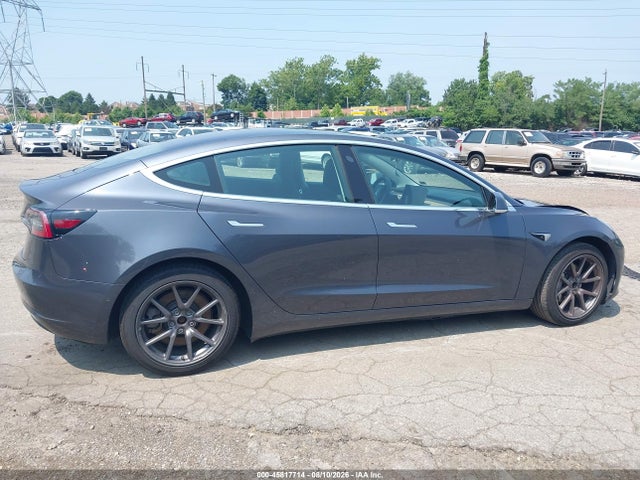 Продаж на аукціоні авто 2018 Tesla Model 3 Long Range/mid Range, vin: 5YJ3E1EAXJF158984, номер лоту: 45817714